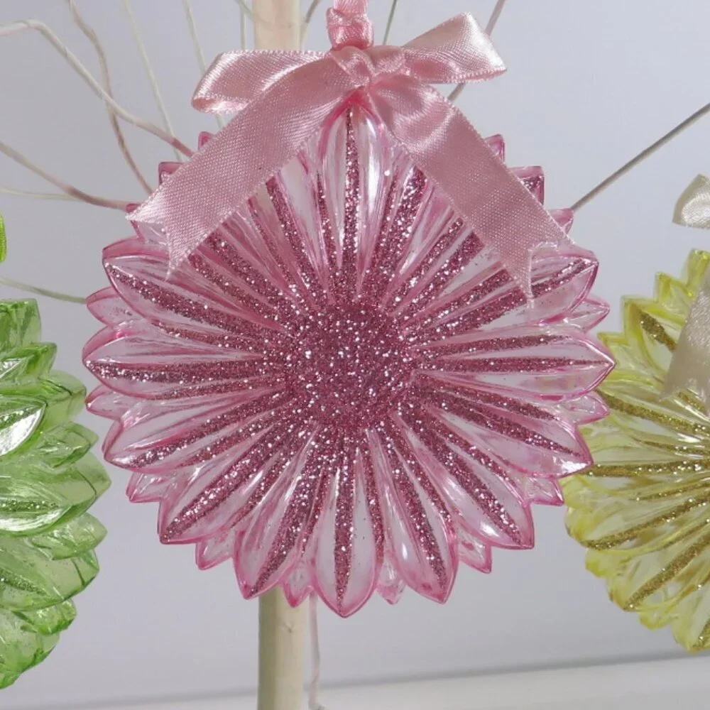 N/A glittered flower